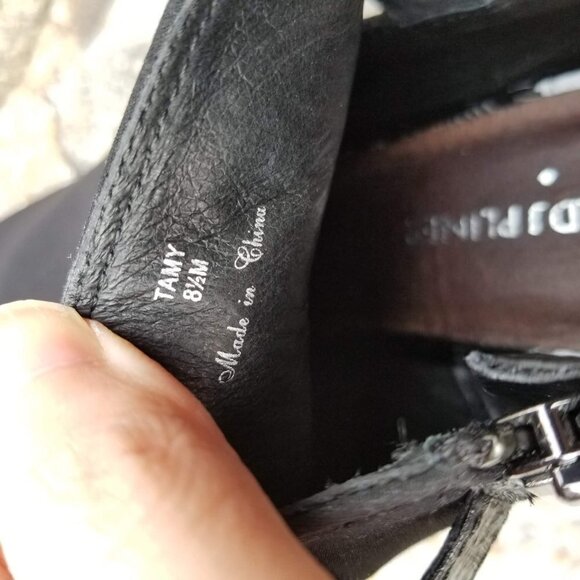 Donald J Pliner Tamy Buckle Pointed Toe Bootie 8.5 - Picture 3 of 9